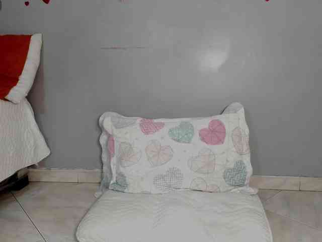 SophieW1 webcam