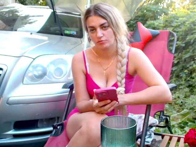 SweetCoople webcam