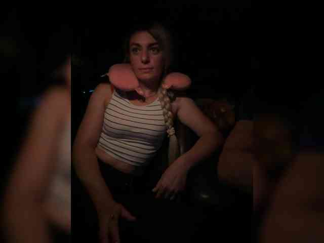 SweetCoople webcam