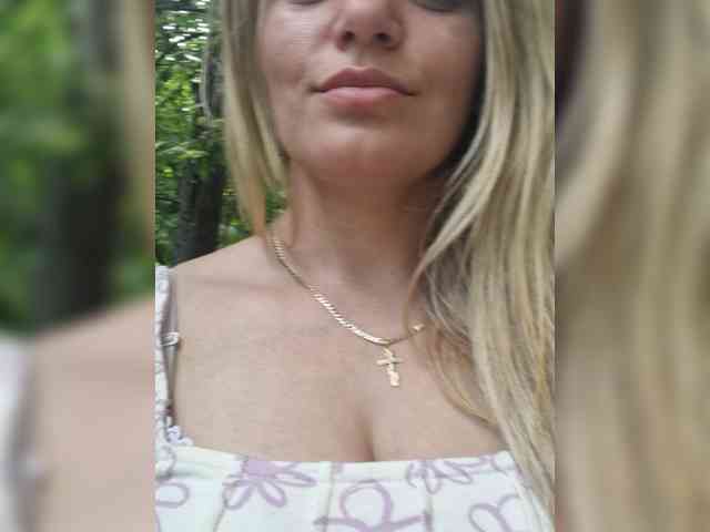 SweetCoople webcam