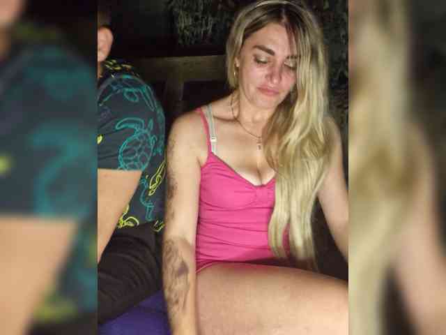 SweetCoople Sex Cam Show