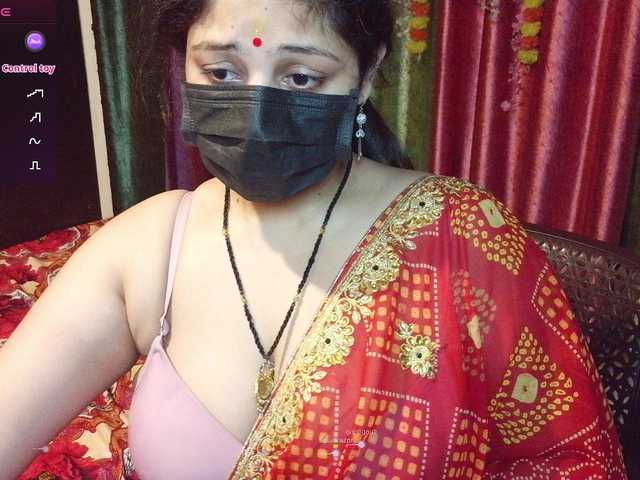Naughtyladki live cam on BongaCams