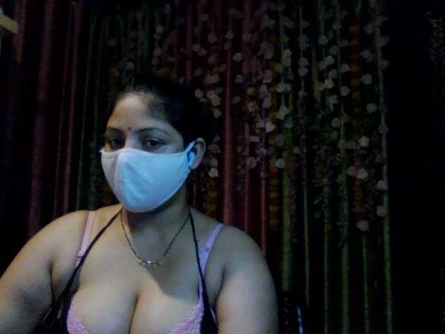 Naughtyladki live cam on BongaCams