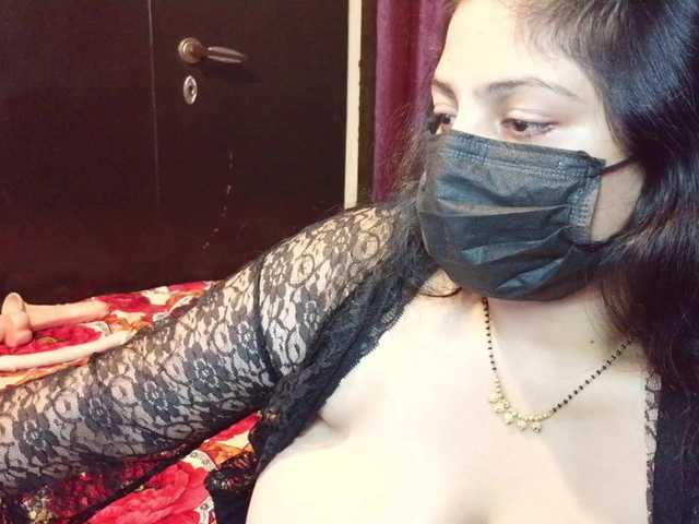 Naughtyladki live cam preview