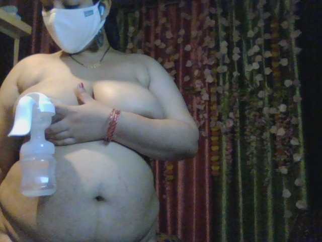 Naughtyladki live cam on BongaCams