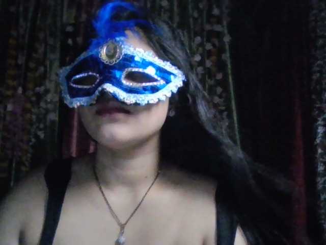 Naughtyladki live cam on BongaCams
