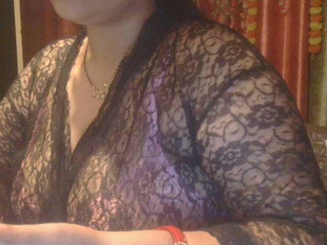 Naughtyladki live cam on BongaCams