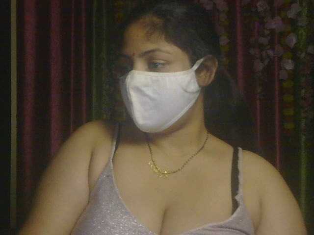 Naughtyladki live cam preview