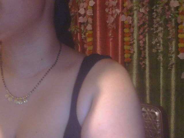 Naughtyladki live cam on BongaCams