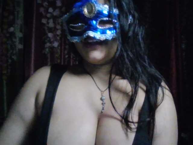 naughtyladki cam belle