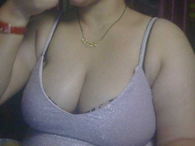 Naughtyladki live cam preview