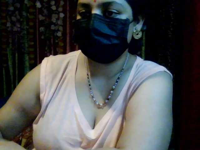 Naughtyladki live cam on BongaCams