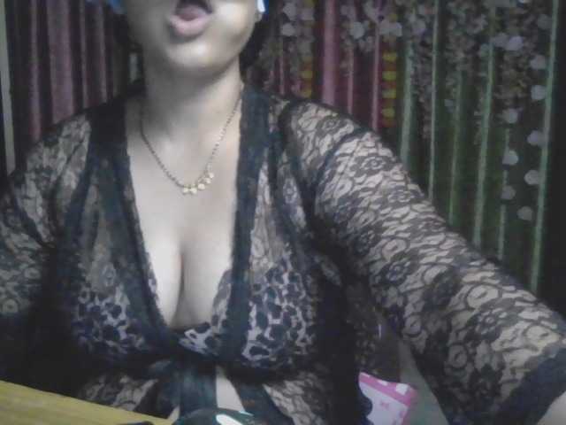 Naughtyladki live cam on BongaCams