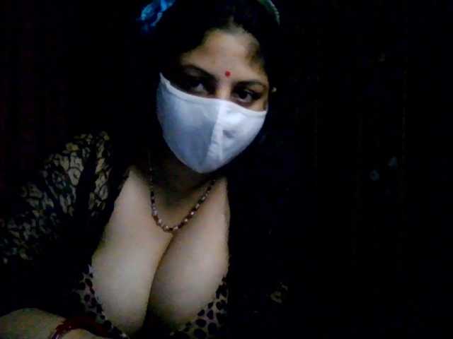 Naughtyladki live cam on BongaCams