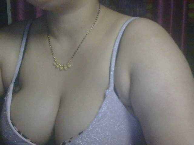 Naughtyladki live cam on BongaCams