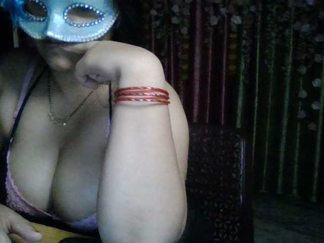 Naughtyladki live cam on BongaCams