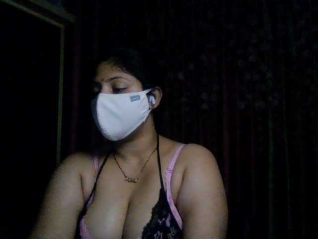 Naughtyladki live cam on BongaCams