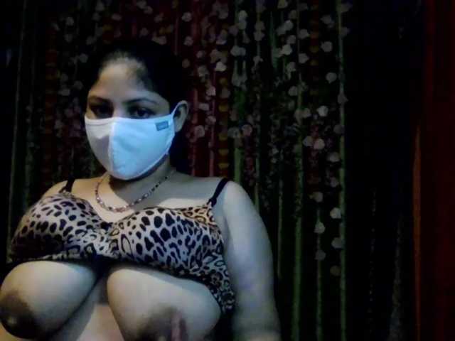 Naughtyladki live cam on BongaCams