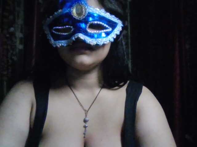Naughtyladki live cam on BongaCams