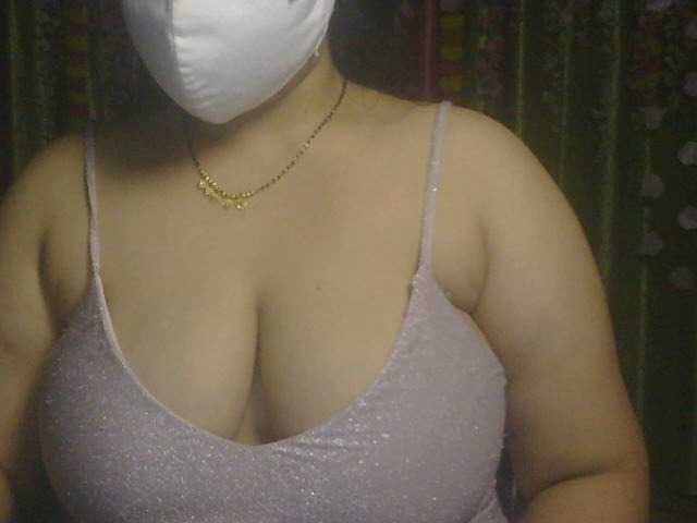 Naughtyladki live cam on BongaCams
