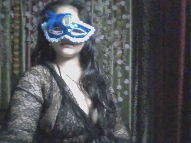 Naughtyladki webcam
