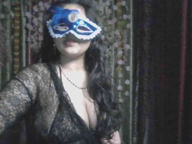 Naughtyladki webcam
