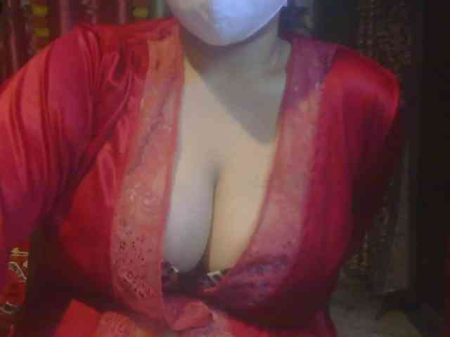 Naughtyladki webcam