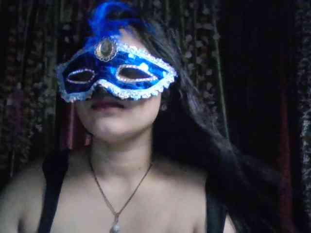 Naughtyladki webcam
