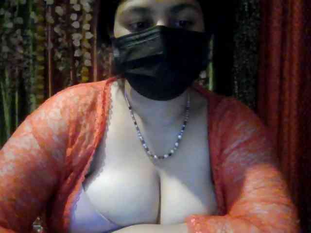 Naughtyladki webcam
