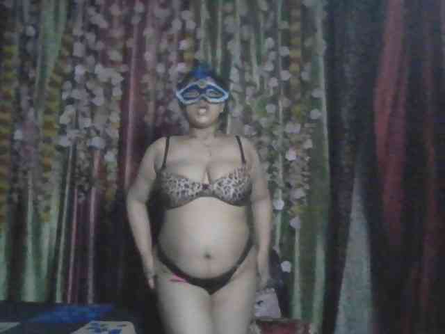 Naughtyladki webcam