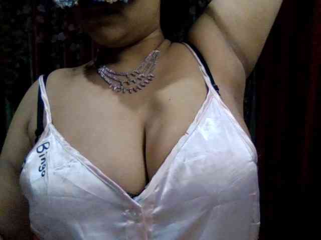 Naughtyladki webcam