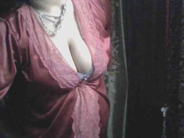 Naughtyladki webcam