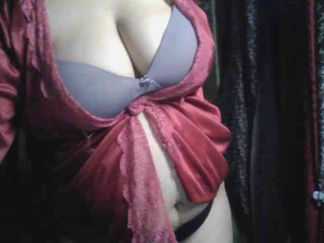 Naughtyladki webcam