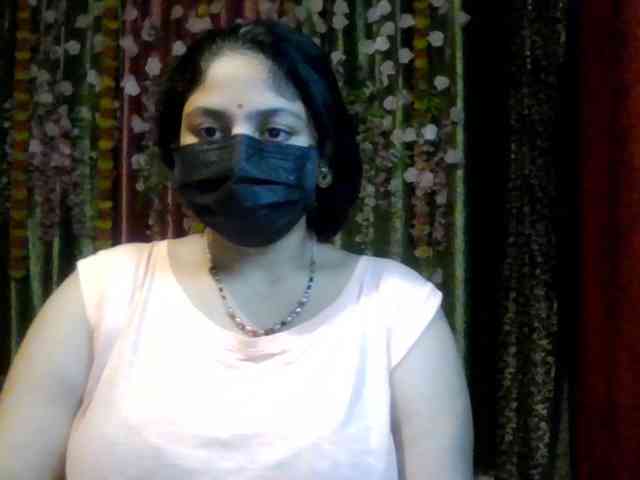 Naughtyladki webcam