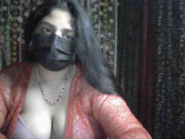 Naughtyladki webcam