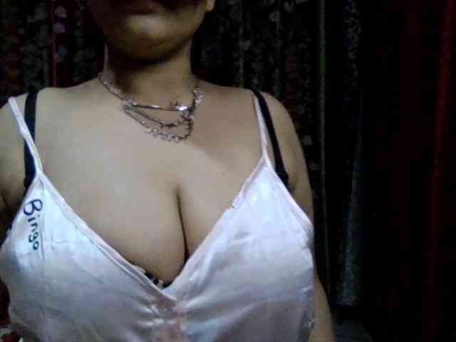 Naughtyladki webcam