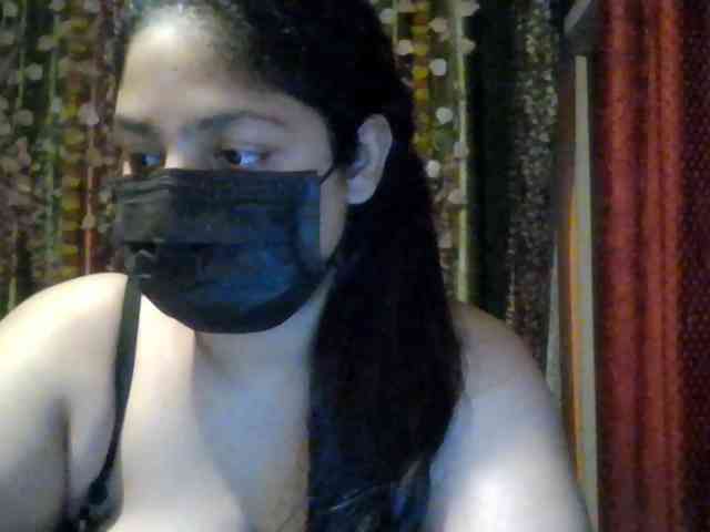 Naughtyladki webcam