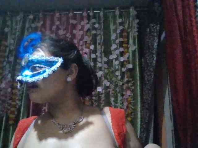Naughtyladki webcam