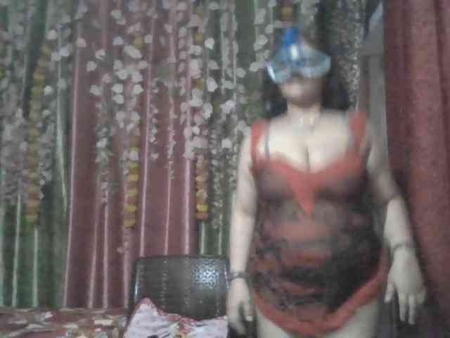 Naughtyladki webcam