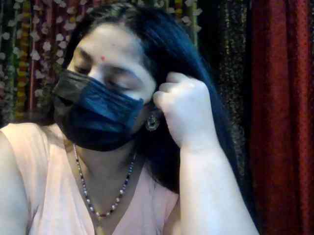 Naughtyladki webcam