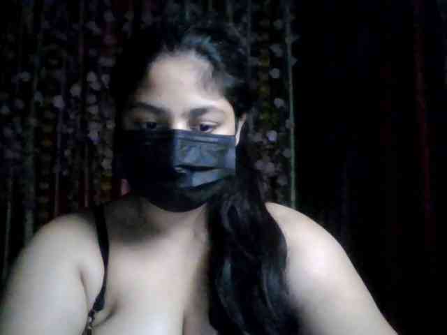 Naughtyladki webcam