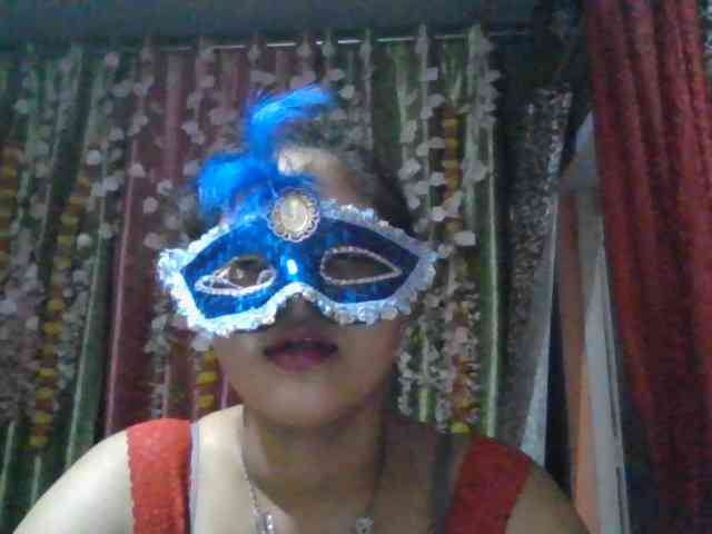 Naughtyladki webcam