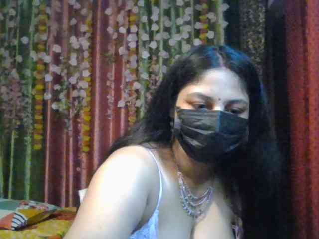 Naughtyladki webcam