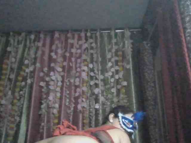 Naughtyladki webcam