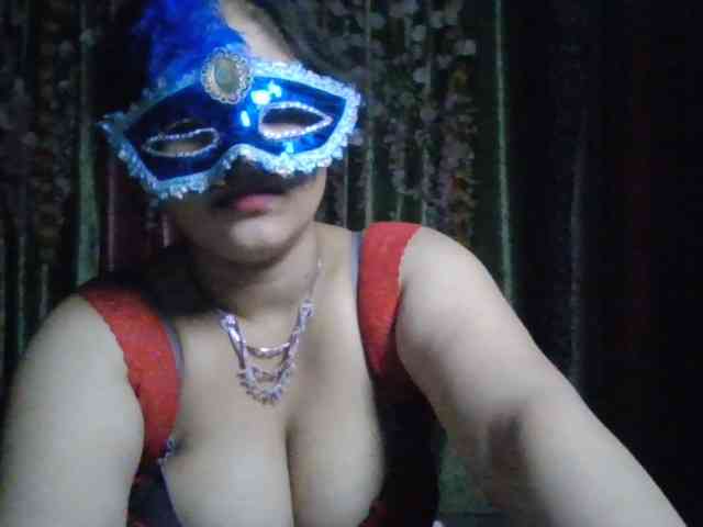 Naughtyladki webcam