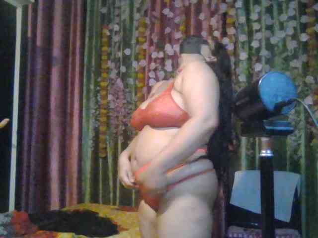 Naughtyladki webcam