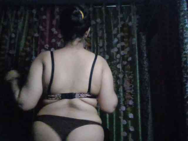 Naughtyladki webcam
