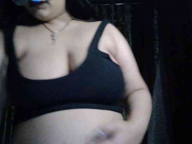 Naughtyladki webcam