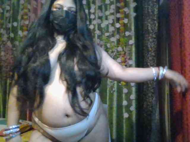 Naughtyladki webcam