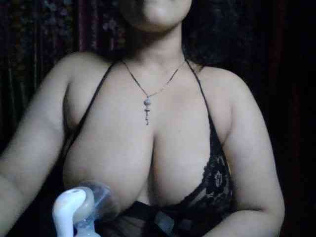 Naughtyladki webcam